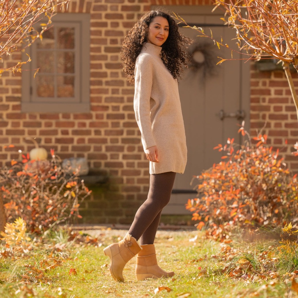Dansko Brown and Tan Winter Boots - Picture 4 of 8